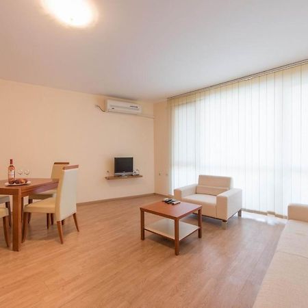 Gt Riviera Fort Beach Apartments Ravda Luaran gambar