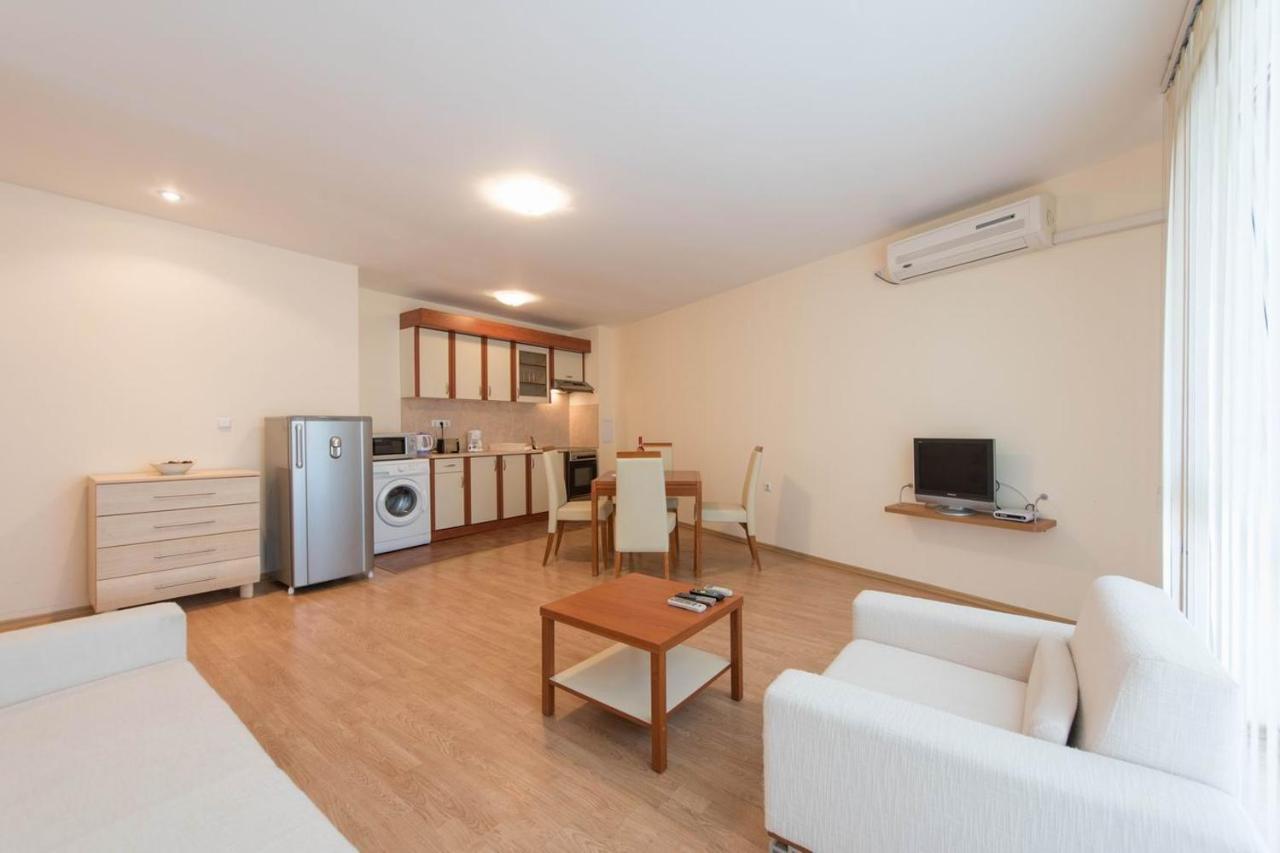 Gt Riviera Fort Beach Apartments Ravda Luaran gambar