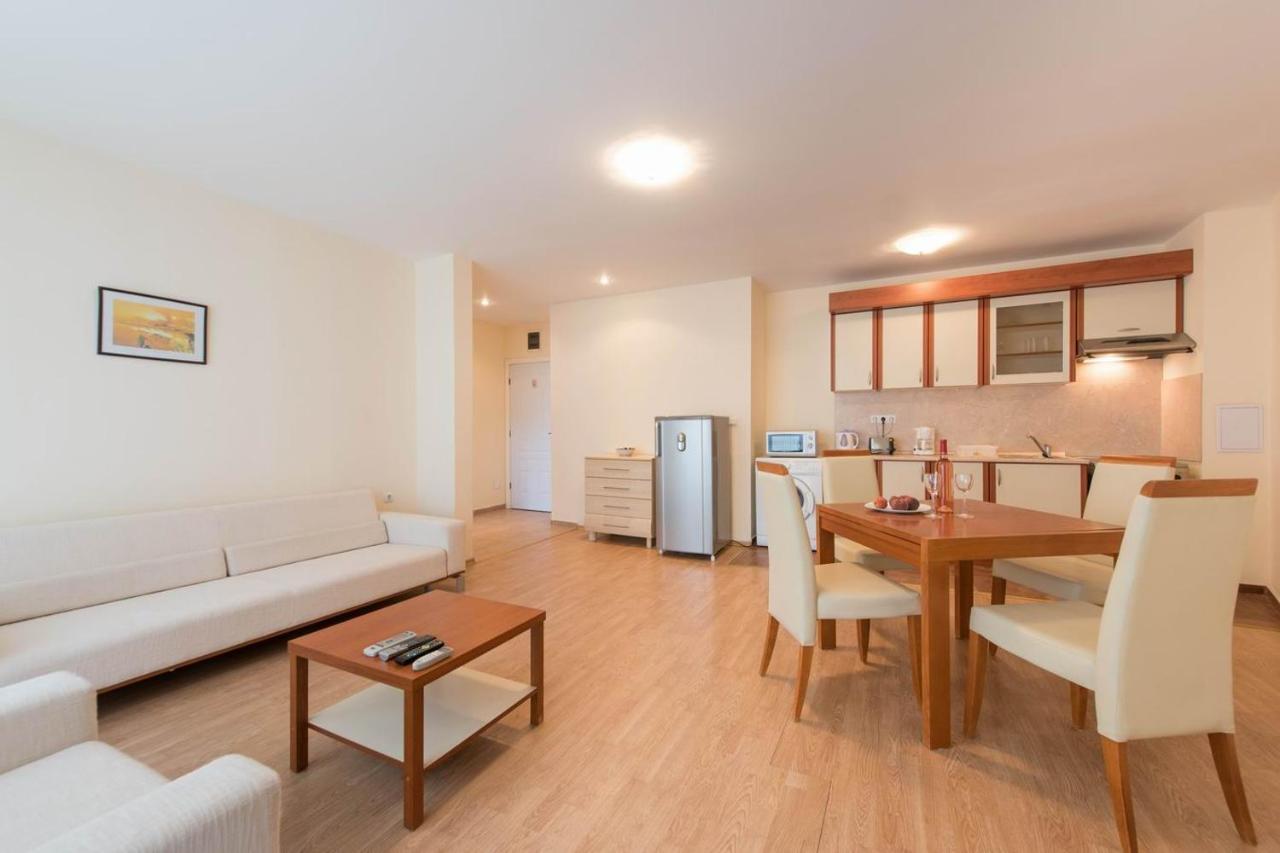 Gt Riviera Fort Beach Apartments Ravda Luaran gambar