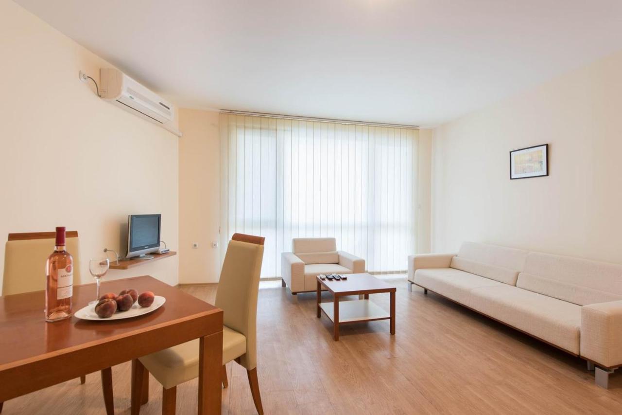 Gt Riviera Fort Beach Apartments Ravda Luaran gambar