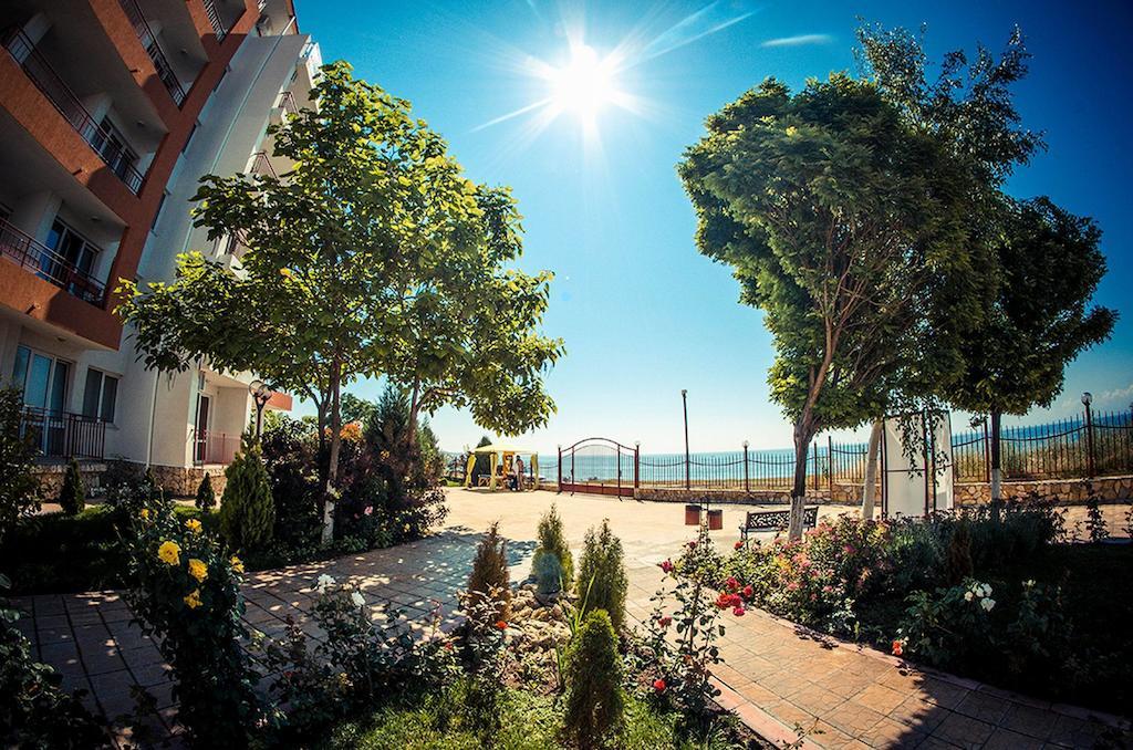 Gt Riviera Fort Beach Apartments Ravda Luaran gambar