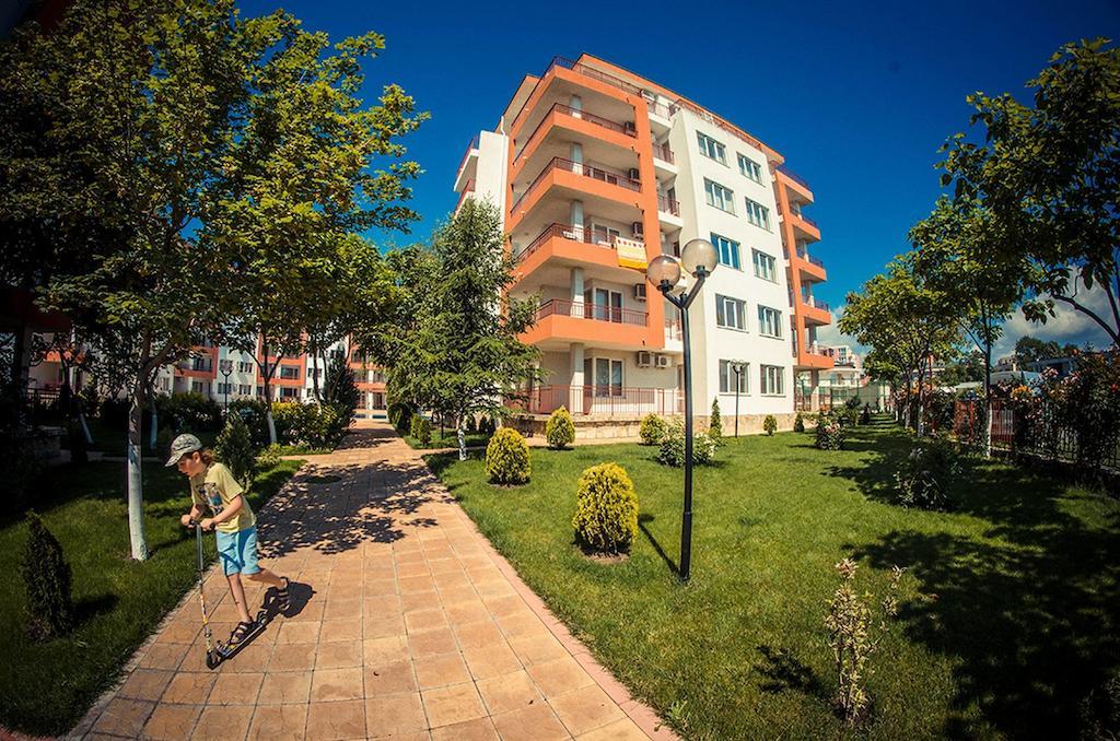 Gt Riviera Fort Beach Apartments Ravda Luaran gambar